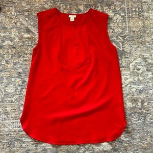 Red Jcrew shell top.